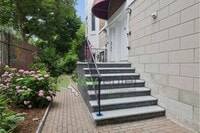 Building Photo - Spacious 2BR/2BA Duplex in Gated Community with Parking, Washer/Dryer & NYC Skyline Views