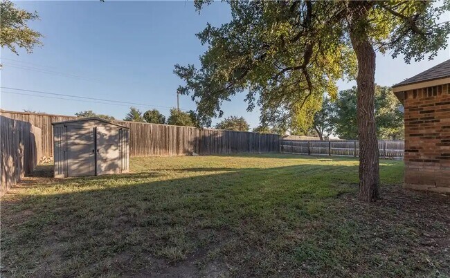 Building Photo - 5907 Drystone Ln