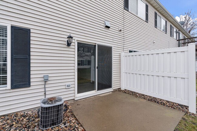 Building Photo - 7451 Derby Ln