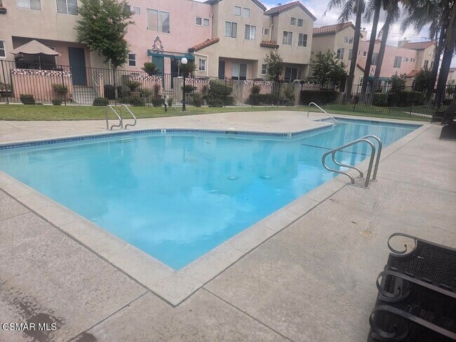 Building Photo - 13901 Olive View Ln