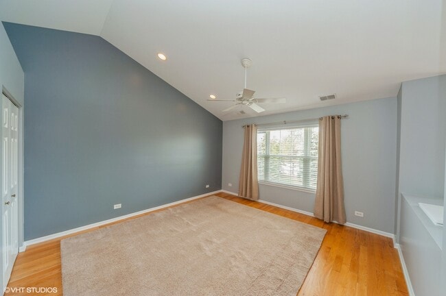 Building Photo - 360 Bay Tree Cir