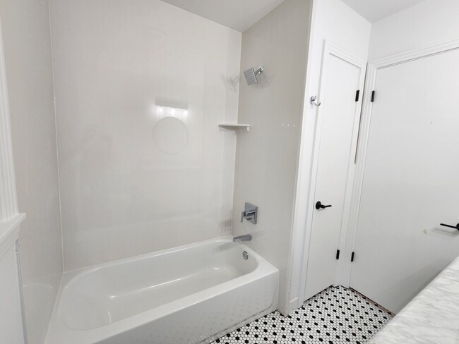 Building Photo - 5108 Cornwall Dr