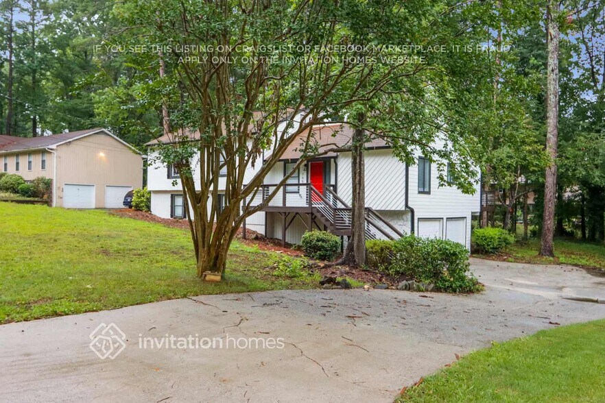 Building Photo - 799 Lost Creek Cir