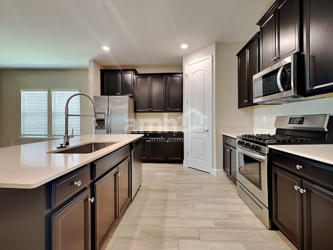 Building Photo - 82 Cobalt Ln