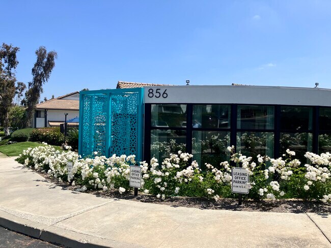 Rancho Hills Leasing Office - Rancho Hills