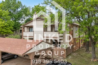 Building Photo - 6382 S 80th E Ave