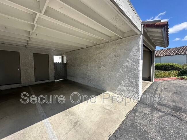 Building Photo - 248 Green Heath Pl