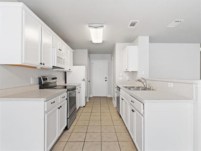Building Photo - 1300 Mallard Dr