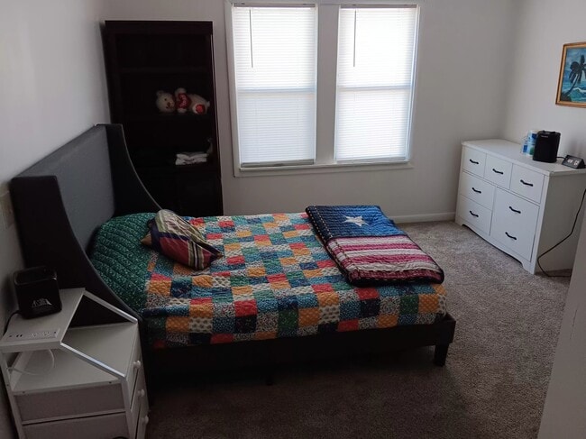 Building Photo - 206 2nd St NW