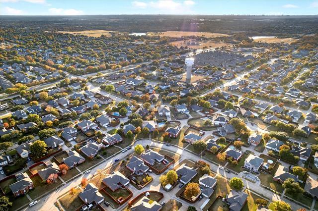 Building Photo - 3807 Farmington Dr