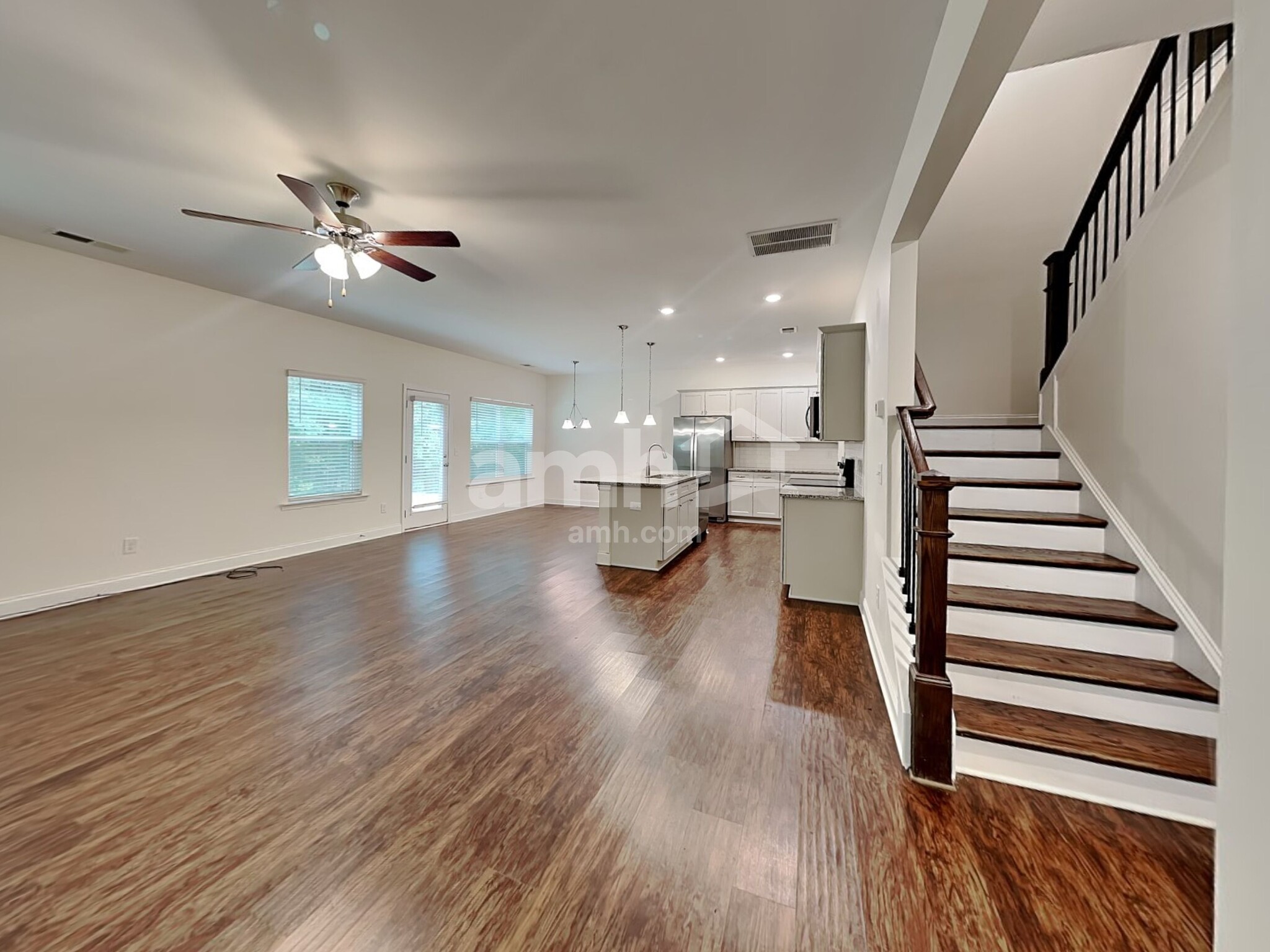 Building Photo - 190 Makenna Dr