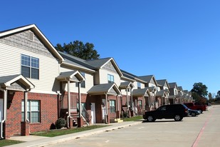 Building Photo - Pecan Haven