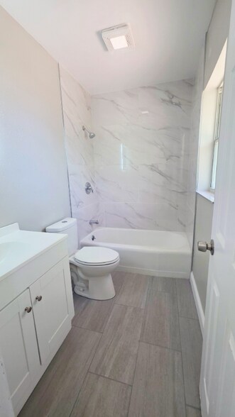 Building Photo - 12 3rd St