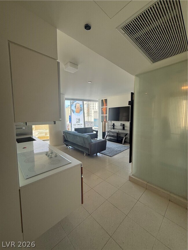 Building Photo - 3722 S Las Vegas Blvd