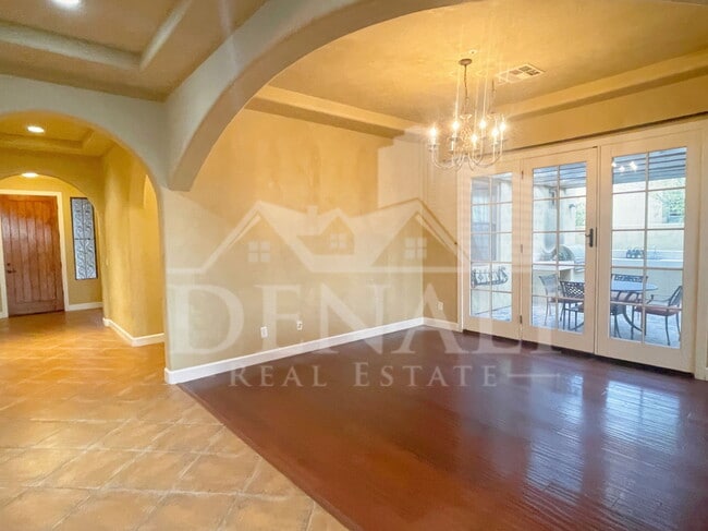 Building Photo - 9443 E Ironwood Bend
