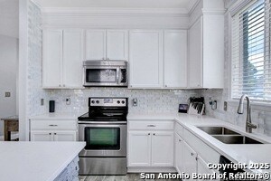 Building Photo - 27334 Lasso Bend