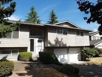 Building Photo - 12914 NE 136th St