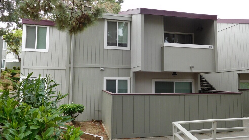 Building Photo - 103 Camino Alto