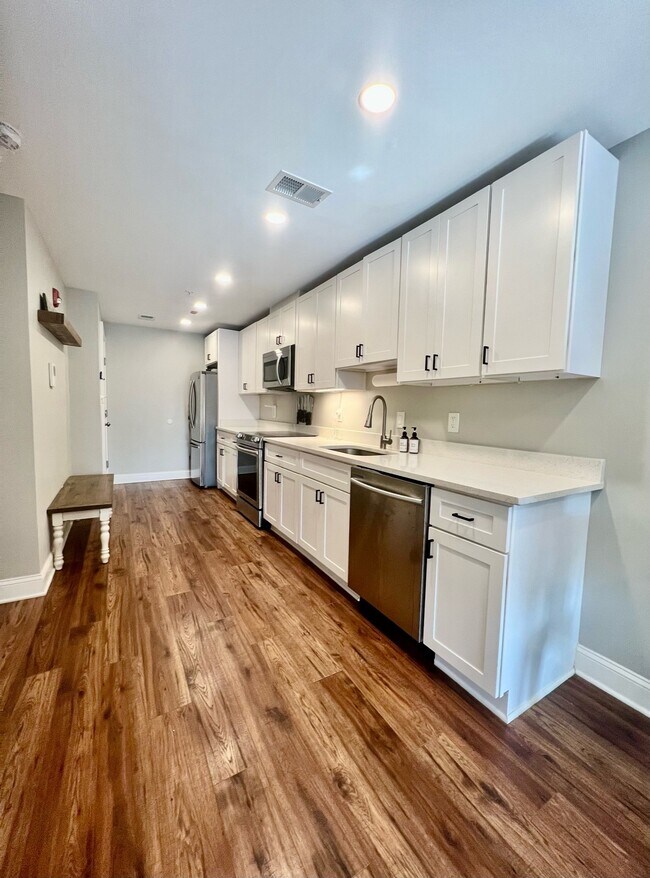 Primary Photo - 3110 Georgia Ave NW