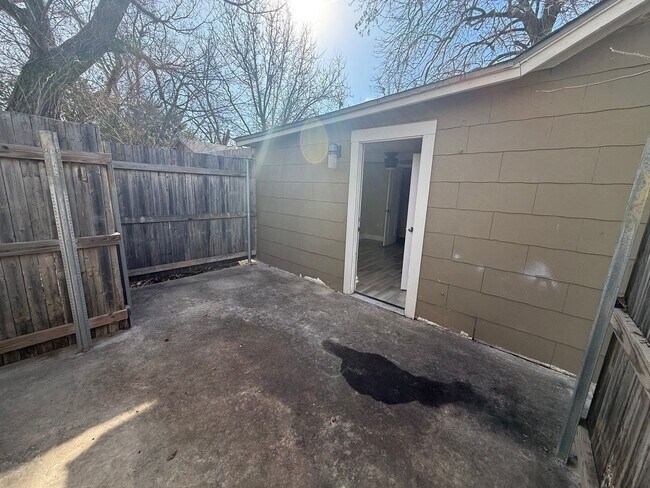 Building Photo - Purington5317