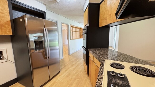 Building Photo - 207 Gulpha Dr