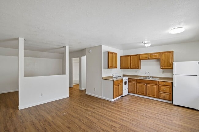 Interior Photo - Monte Vista Commons