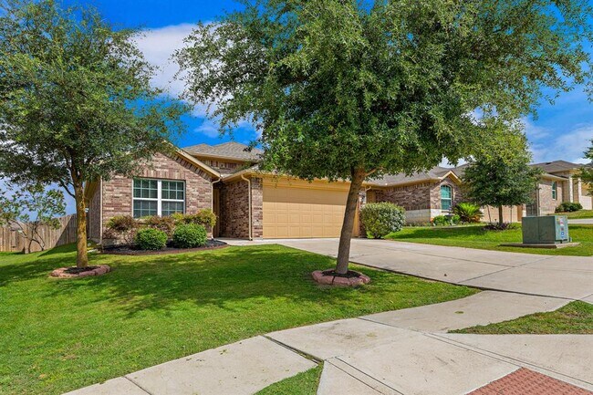Building Photo - 5916 Montrelia Dr