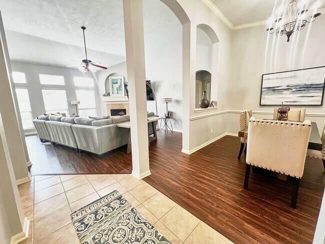 Building Photo - 7427 Parkcross Pl