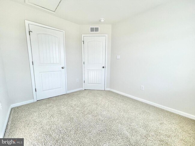 Building Photo - 522 Ridgely Blvd