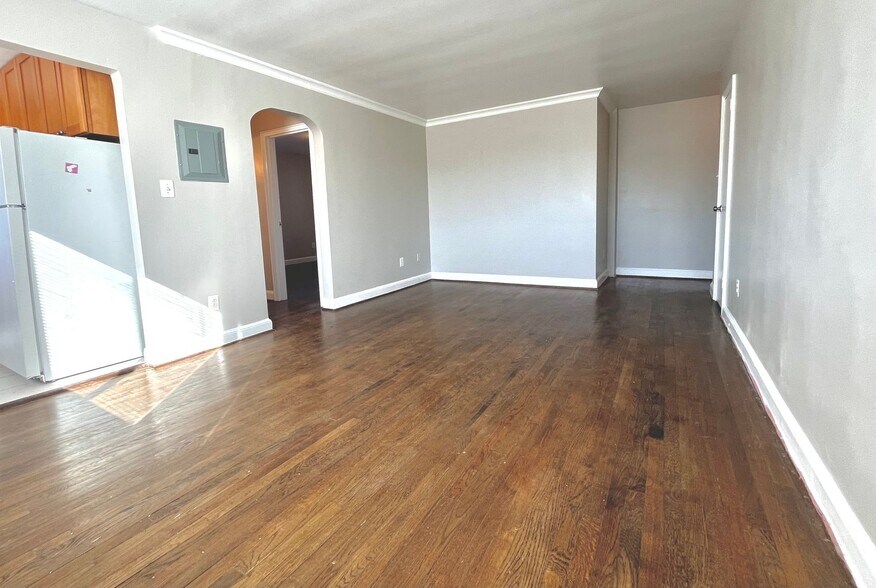 Building Photo - 1311 Madison St NW