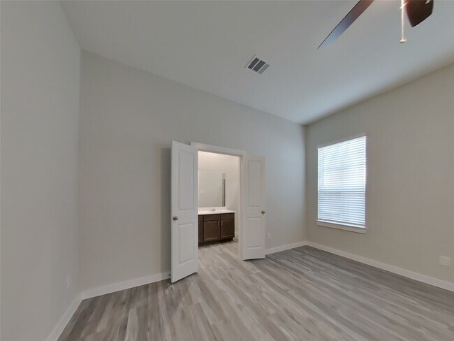 Building Photo - 22717 Terrazzo Dr
