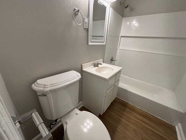 Building Photo - 4699 Given Ave