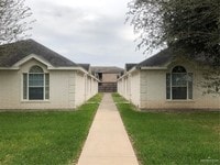 Building Photo - 804 N Cross Ln