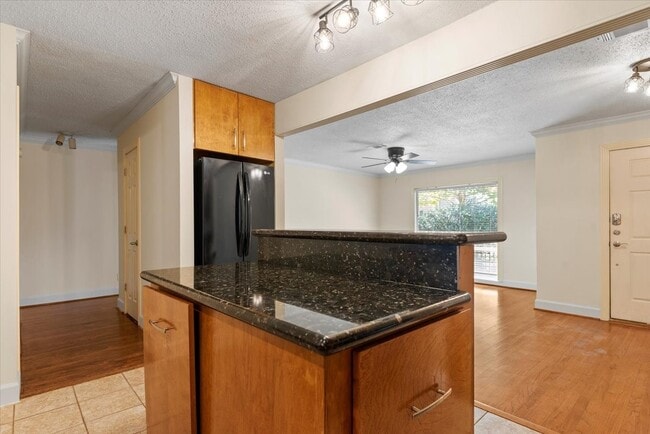 Building Photo - 4007 Markley St