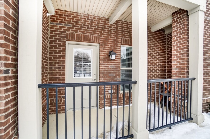 Building Photo - 587 Brockhampton Ln