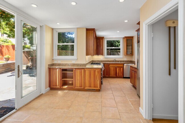 Building Photo - Forest Hill: Bright Updated Single Family Home with Garage, Backyard & Storage