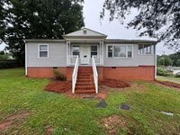 Building Photo - 113 Garrison Dr