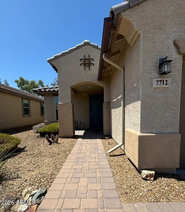 Building Photo - 7712 S 36th Way
