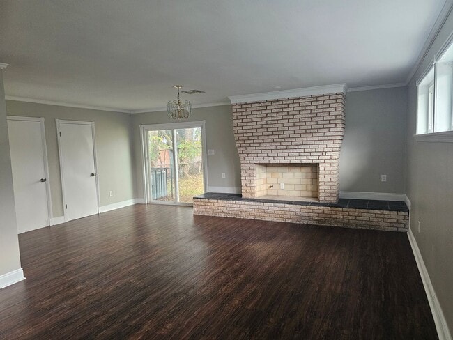 Building Photo - Spacious 4 Bedroom Single-Family Home in Gentilly