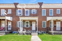 Building Photo - Do not miss out on the incredible opportunity