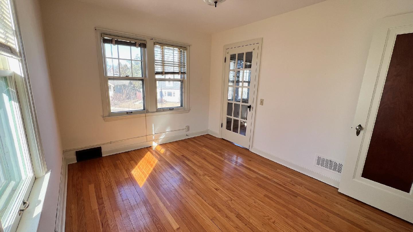 Building Photo - 3123 Atwood Ave