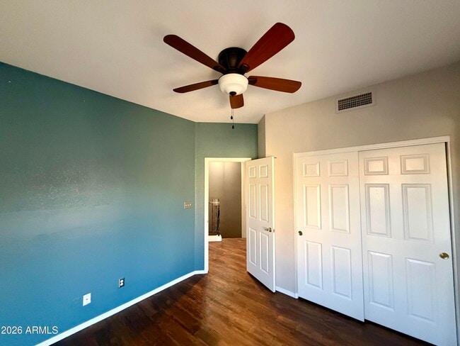 Building Photo - 10232 N 12th Ct