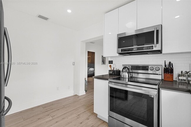 Building Photo - 37 NW 47th St