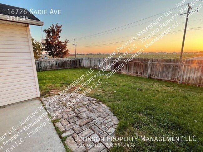 Building Photo - 16726 Sadie Ave