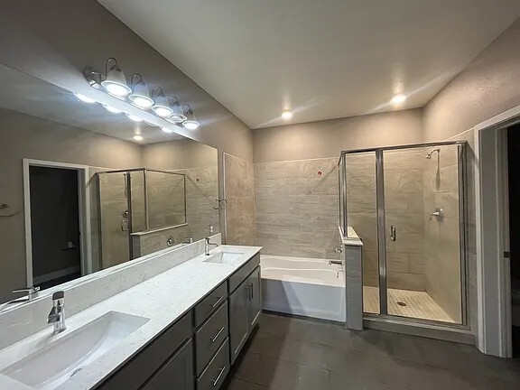 Building Photo - 11870 Tevare Ln