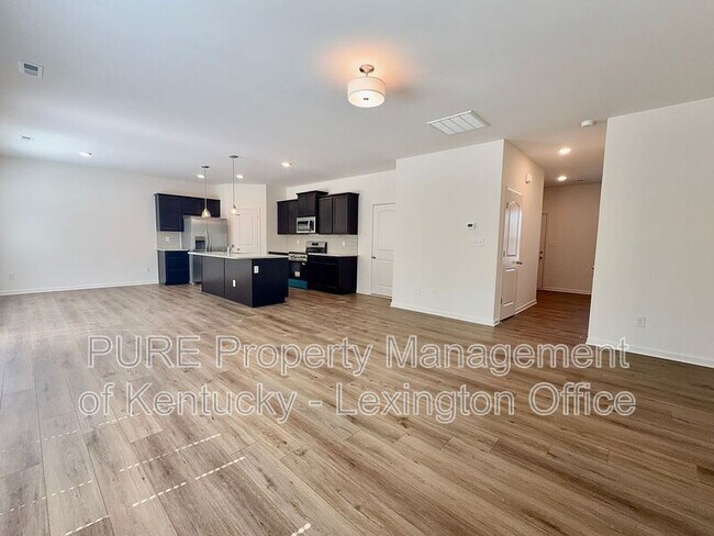 Building Photo - 852 Halford Pl