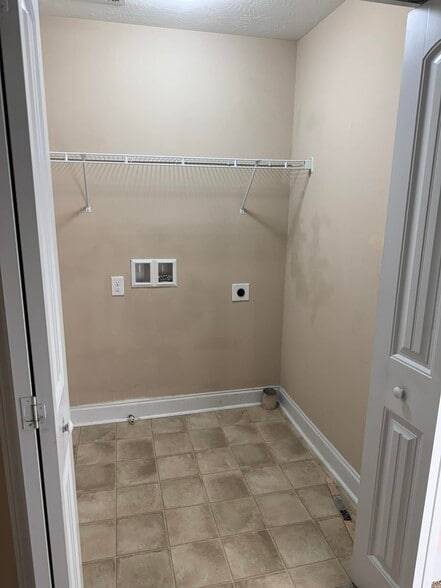 Laundry Room - 232 High Meadows Cir