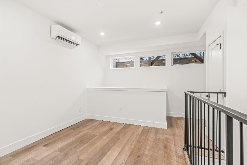 Building Photo - 4710 Woodland Ave