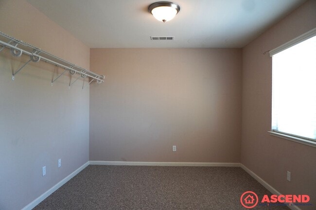 Building Photo - 2226 Via Tuscania Ave