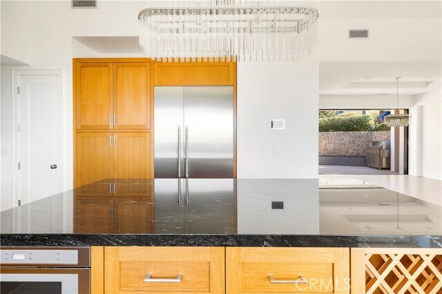 Building Photo - 420 Emerald Bay